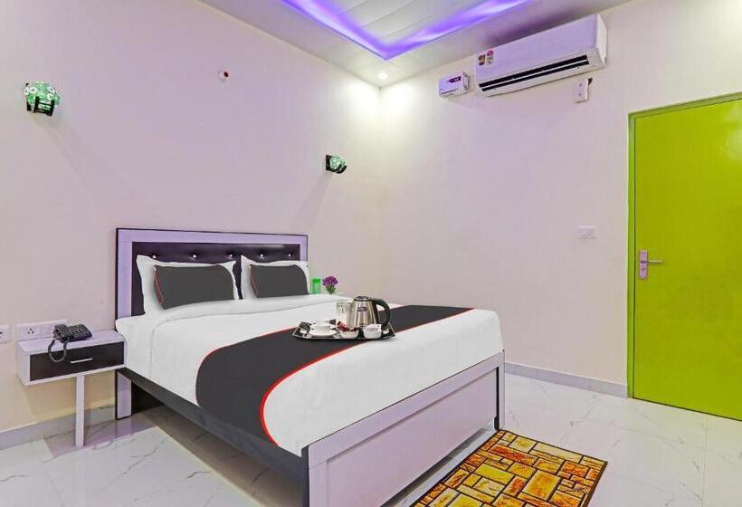 Трехместный Номер Классика, Super Hotel O Banthara Near Airport