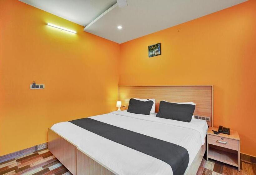 Classic Kolmen Hengen Huone, Super Collection O Kushal Nagar Near Ksrtc Bus Stand Formerly Rr Residency