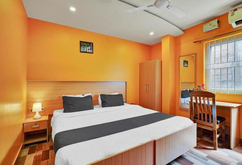 Classic Kolmen Hengen Huone, Super Collection O Kushal Nagar Near Ksrtc Bus Stand Formerly Rr Residency