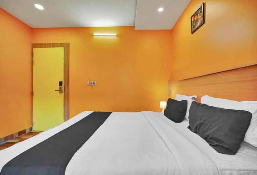 Classic Kolmen Hengen Huone, Super Collection O Kushal Nagar Near Ksrtc Bus Stand Formerly Rr Residency