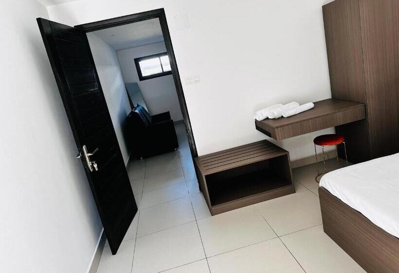 标准间带阳台, Taissia