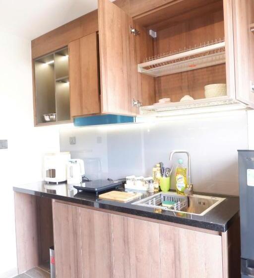 1 Bedroom Apartment River View, êm Home