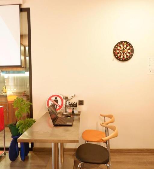 1 Bedroom Apartment River View, êm Home