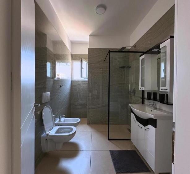 침실 1개 테라스 아파트, Apartments In Zaharia Residence