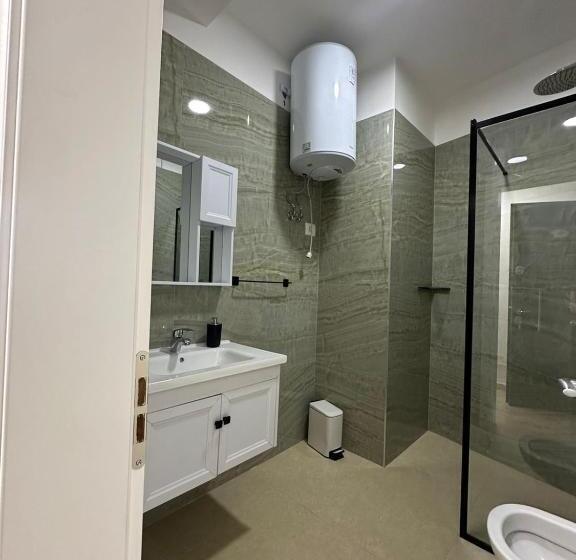 스탠다드 트리플 발코니 룸, Apartments In Zaharia Residence