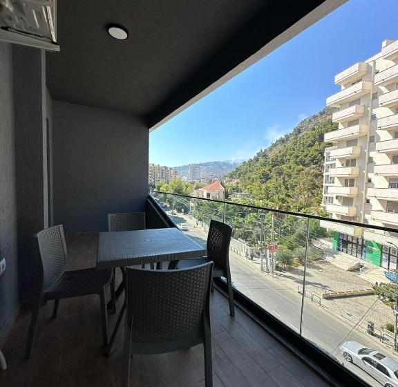 اتاق سوپریور چهار تخته, Apartments In Zaharia Residence