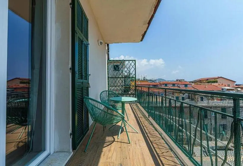 اتاق استاندارد با تخت بزرگ, Global Central Suites