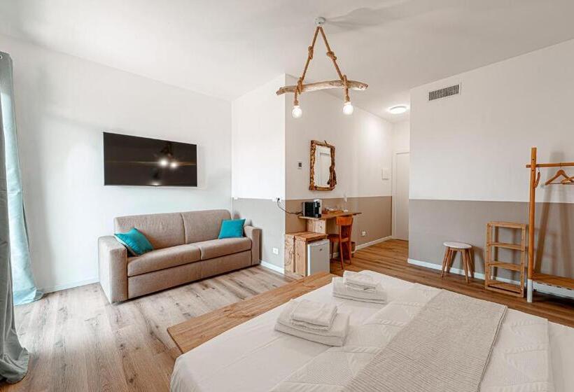 Стандартный Номер Кровать Кинг, Global Central Suites