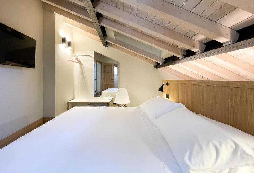 Studio Standard Lit King Size, Canalchiaro 13