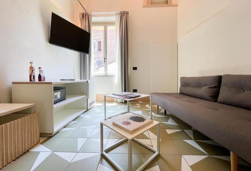 Studio Standard Lit King Size, Canalchiaro 13