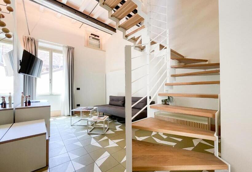 Studio Standard Lit King Size, Canalchiaro 13