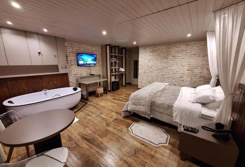 キングサイズベッドのスタンダードルーム, Cantos E Contos Boutique