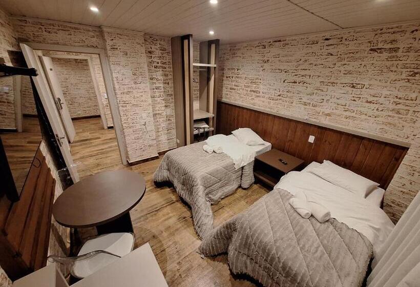 デラックスの４人部屋, Cantos E Contos Boutique