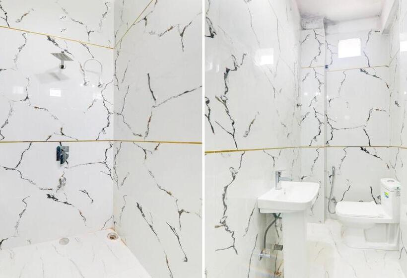 Трехместный Номер Классика, O Royal Inn