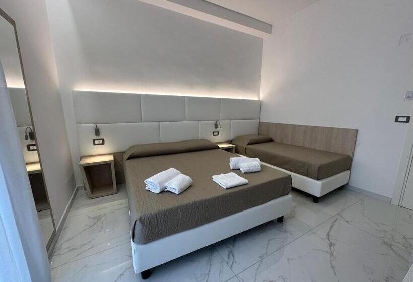 Номер Deluxe, Sea Garden City