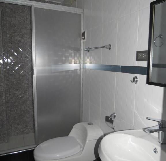 آپارتمان دلوکس 3 خوابه, Departamento Hospedaje El Rinconcito Ii 100m2, 3hab, 4baños, Sala, Comedor, Cocina
