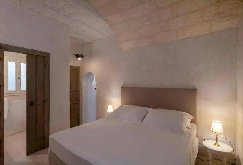 Deluxe-huone, Empireo Riad