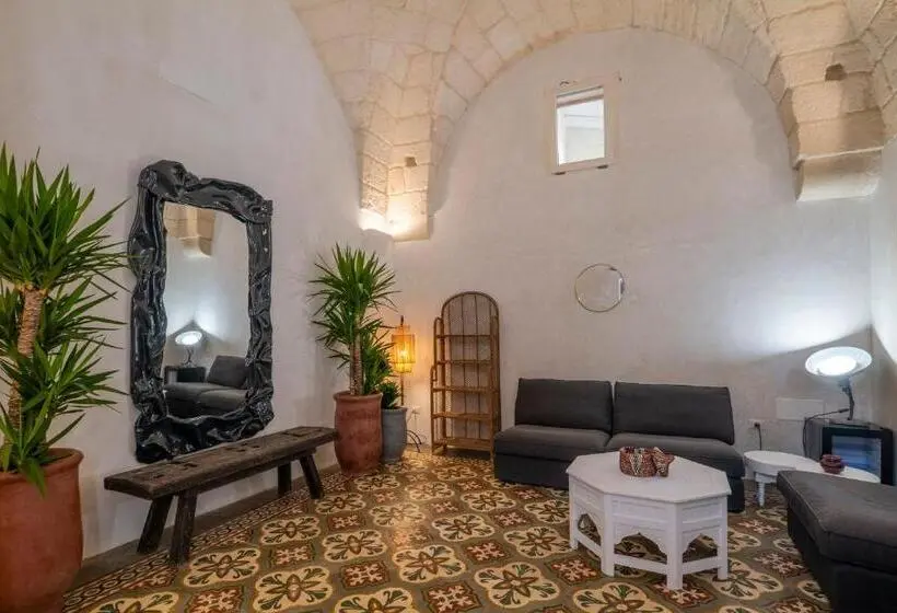 Deluxe-huone, Empireo Riad