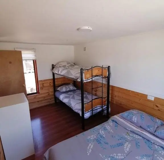 スタンダード４人部屋, Casacipres Surf&climb Hostal