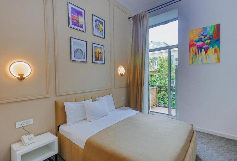 اتاق استاندارد با بالکن, Callisto