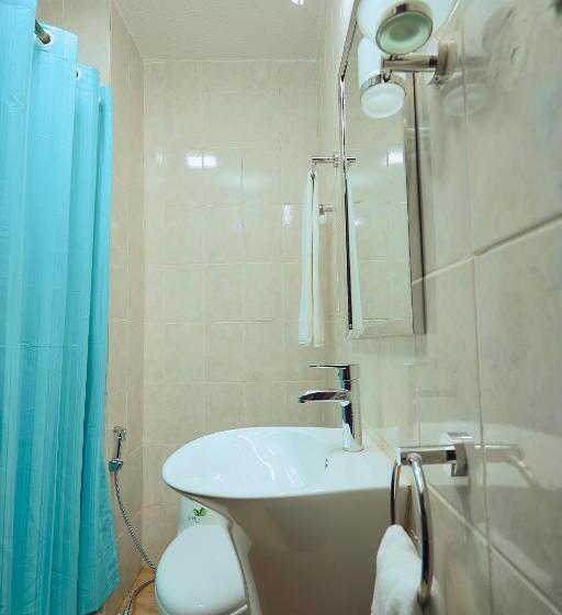 غرفة قياسية فردية, King S Palace