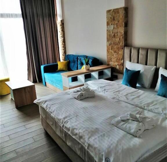 استودیوی لوکس, Panorama Deluxe