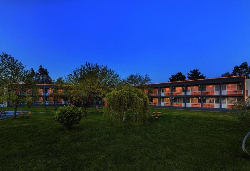 اتاق استاندارد با چشم‌انداز کوهستان, Ki̇raz Beach Otel