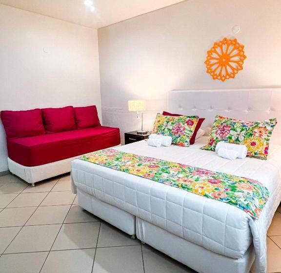 سوییت سوپریور, Mburucuyá Hotel Boutique