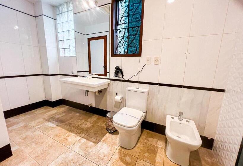 سوییت سوپریور, Mburucuyá Hotel Boutique