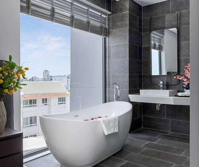 اتاق سوپریور, J Bay Beachfront Boutique