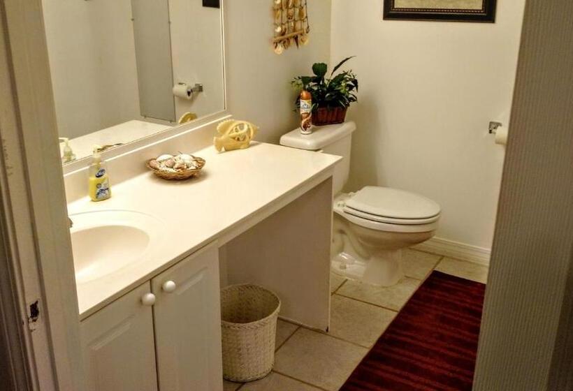 شقة غرفة واحدة, Keeler Island Princess 508