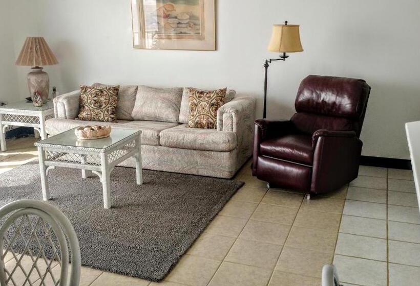 شقة غرفة واحدة, Keeler Island Princess 508