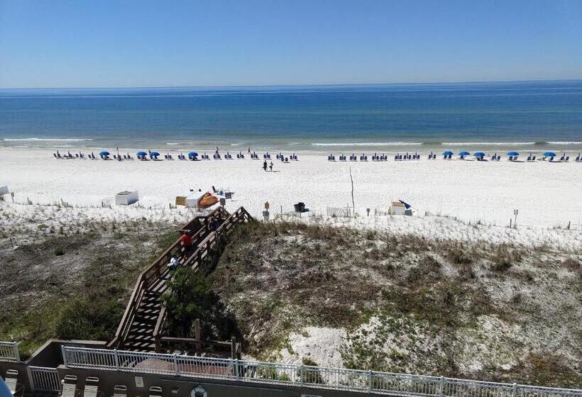 شقة غرفة واحدة, Keeler Island Princess 508