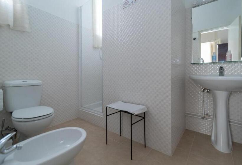 标准间, Chez Odete