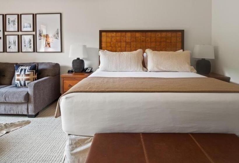 استودیو استاندارد با تخت کینگ, 1117 Lodge At Spruce Peak Ski In Ski In Ski Out King Studio