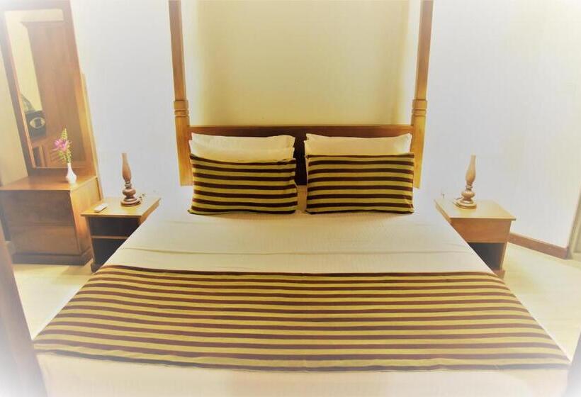 חדר דלוקס עם מרפסת, Silent Garden Ayurveda Health Resort