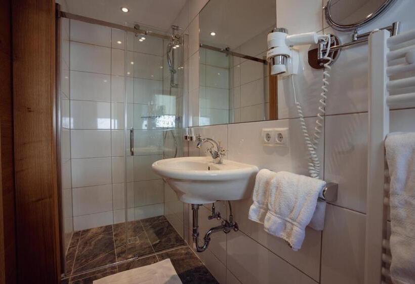 バルコニー付きスタンダードルーム, Beim Kathrein