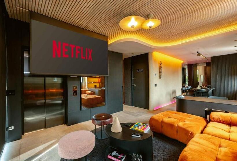 آپارتمان لوکس 2 خوابه, Primavera Luxury Apartments Medellin