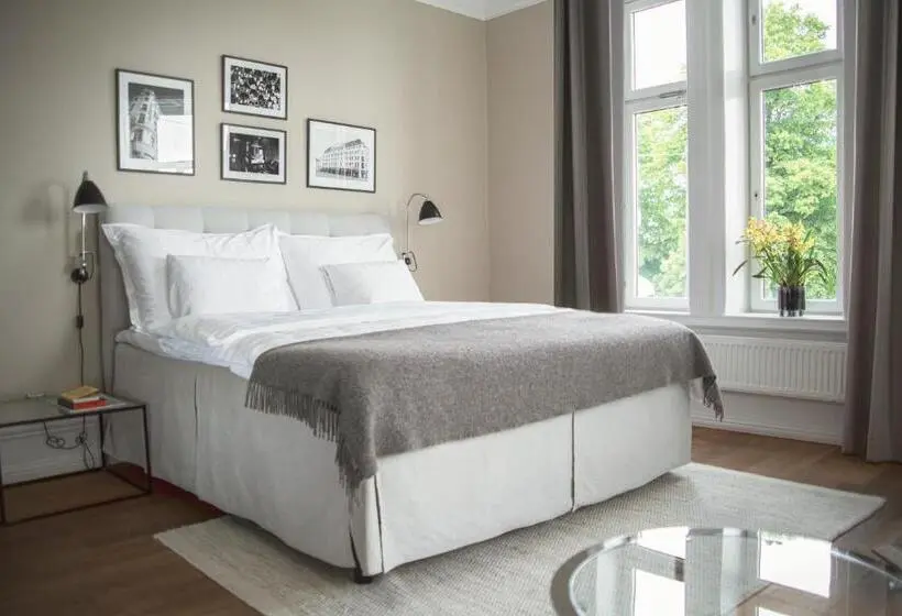 Suite Junior, Twentysix