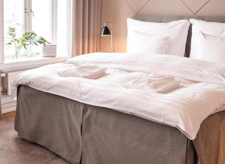 غرفة سوبيريور, Twentysix