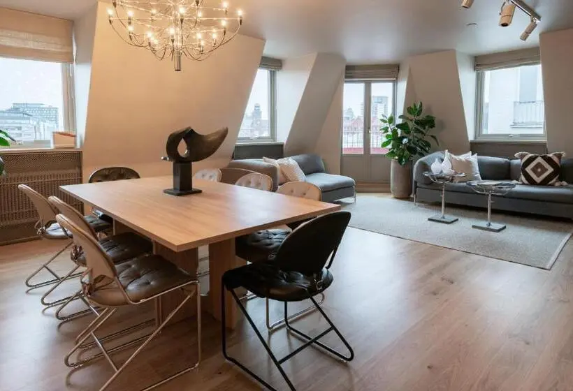 Suite Presidenziale, Twentysix