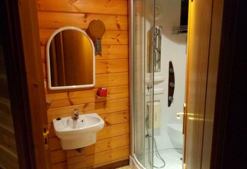 디럭스 룸, Hostal Sierra De Baza