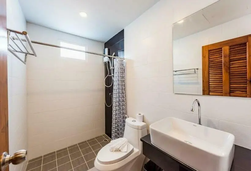 デラックスルーム, Phuket Marine Poshtel   Sha Plus