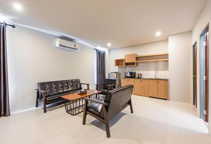 Трехместный Номер Deluxe, Phuket Marine Poshtel   Sha Plus
