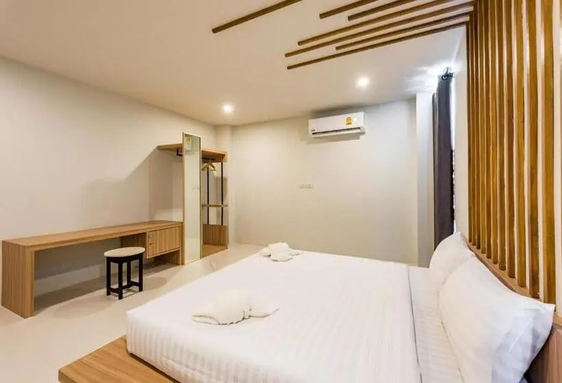 デラックストリプルルーム, Phuket Marine Poshtel   Sha Plus
