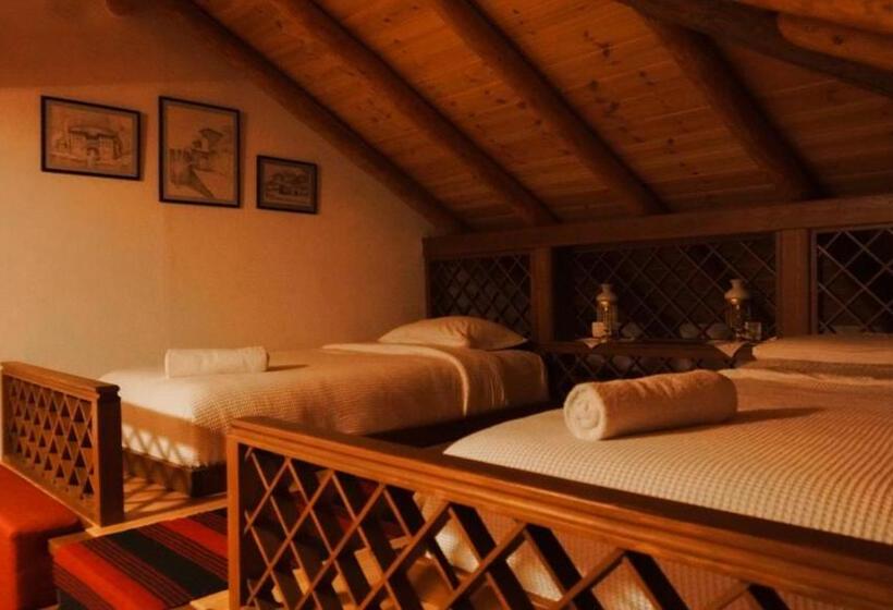 سوییت جونیور لوکس, Mele Guesthouse