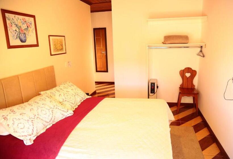 סוויטה, Pousada Nova Suiça