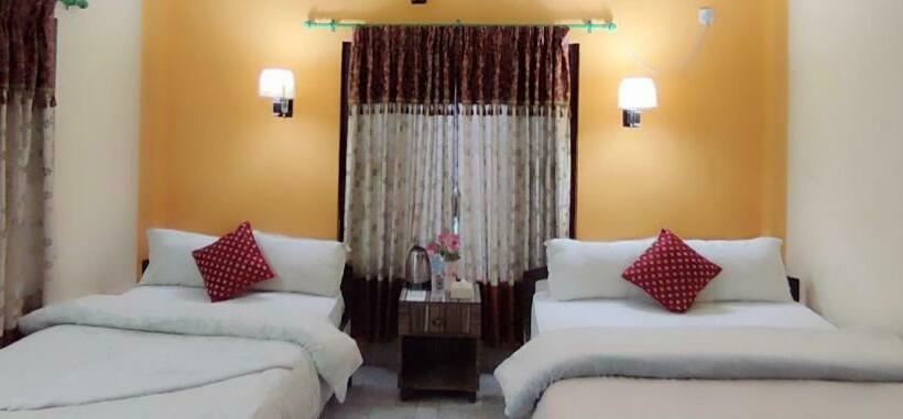 Standard Triple Room with Terrace, Rhino Land, Sauraha
