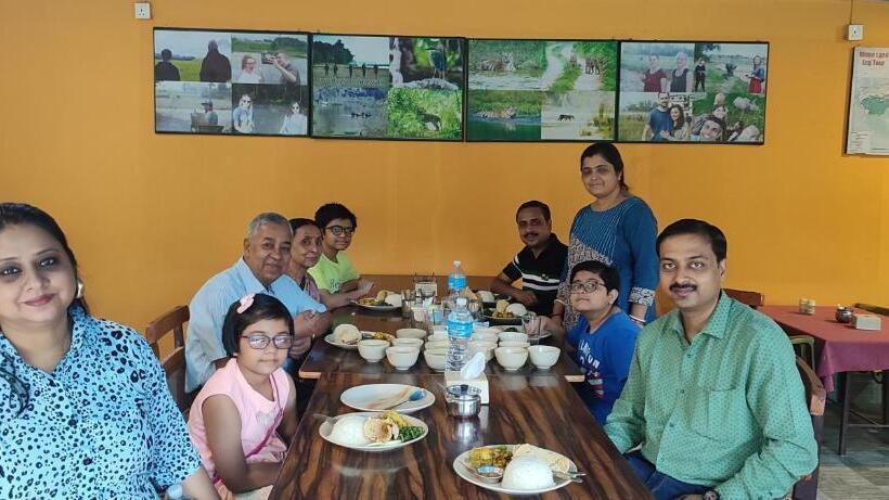 Standard Triple Room with Terrace, Rhino Land, Sauraha