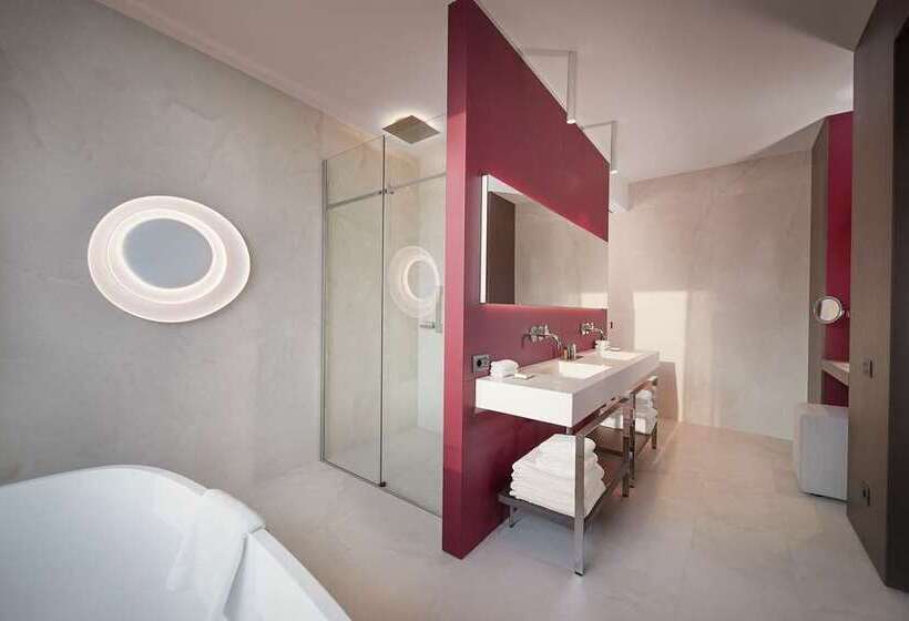 جناح رئاسى, Grand Hotel Des Sablettes Plage, Curio Collection By Hilton